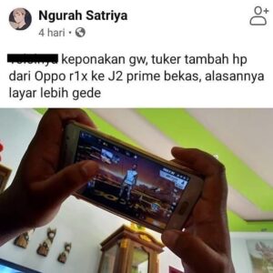 1. Mungkin keponakannya masih kecil dan belum ngerti tuh harga-harga HP. Ya, mau bagaimana lagi